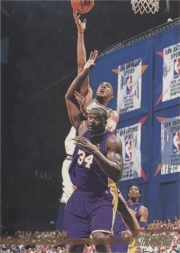 2002-03 Topps Stadium Club - Tim Duncan #10