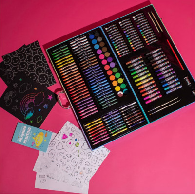 New Crayons Pencil Art 101 Budding Artist Draw, Paint and Create Art Set, 200 Pc