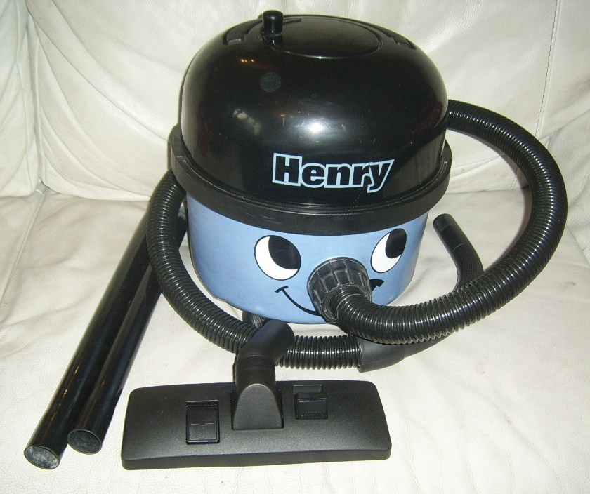 NUMATIC BLUE HENRY HOOVER VACUUM CLEANER 1200 WATT WITH HOSE & NEW