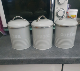3 canisters 
