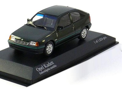 OPEL KADETT E 1989 EMERALD GREEN 1/43 GRUN VERTE VERT VERDE