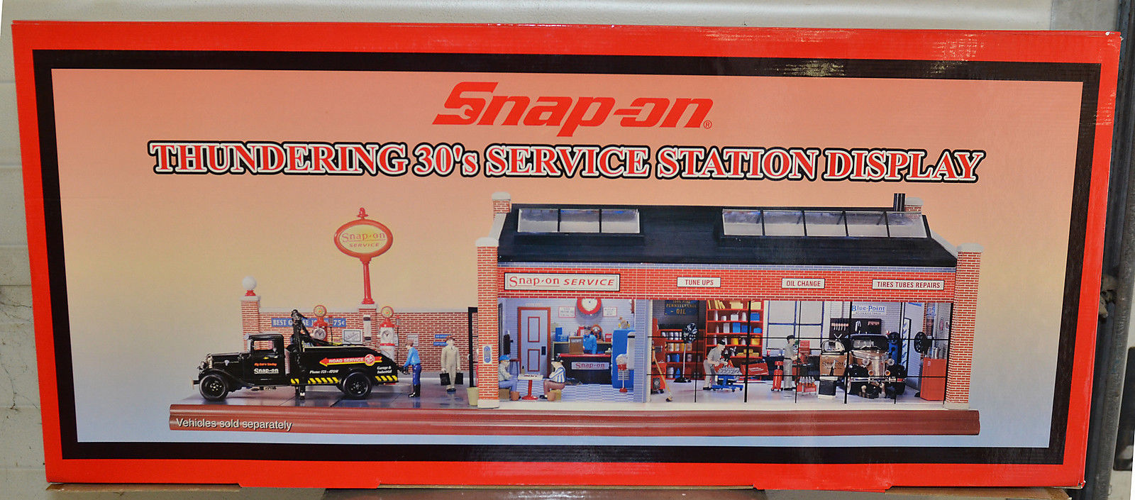 Snap-on Tools Thundering 30's Service Station Diorama Crown Premium