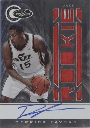 2010-11 Totally Certified - Derrick Favors #165