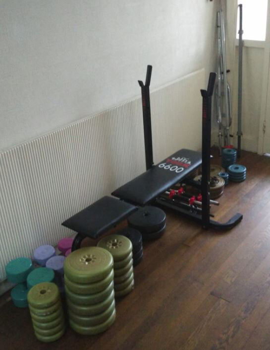 Weight Bench Bars And Over 150kg In Weights In Sheldon West