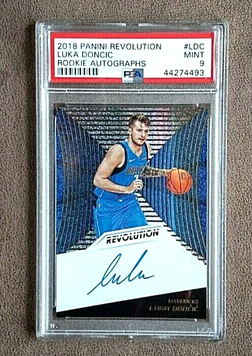 2018-19 Panini Revolution Luka Doncic Sparkle Rookie Auto #RA-LDC