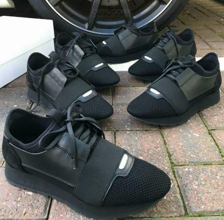 balenciaga triple runners