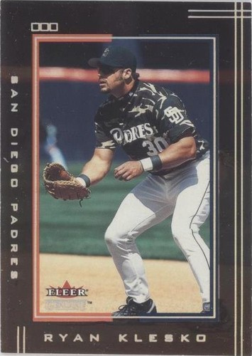 2002 Fleer Genuine - Ryan Klesko #19