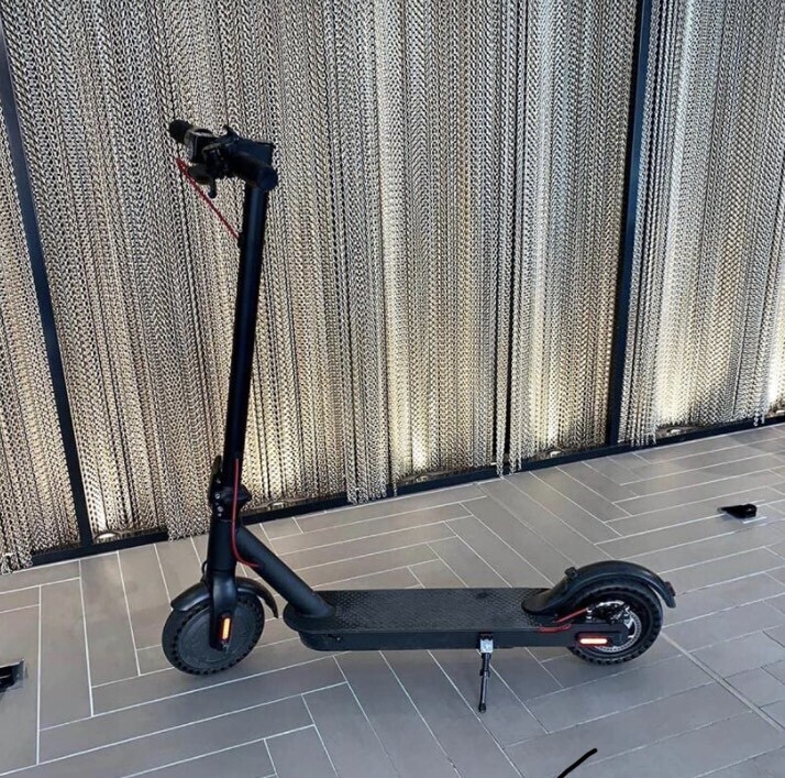 Fake Xiaomi Electric Pro Scooter in Hornchurch, London