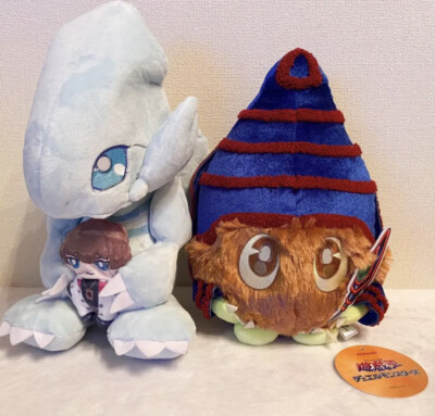 Yu-Gi-Oh! Magikuriboh Blue Eyes White Dragon Plush Doll Hold Seto Kaiba 2 Type
