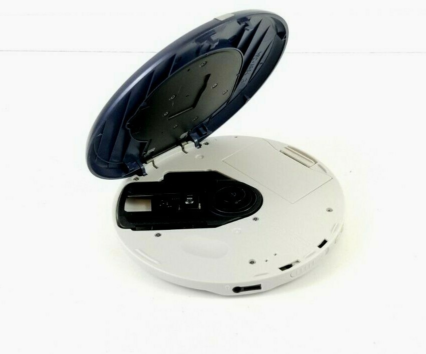 Sony Walkman CD Player D-EJ100 with Sony Headphones MDR-007