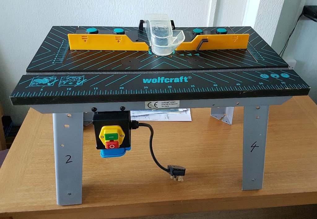 Wolfcraft portable universal router table in Aylesbury