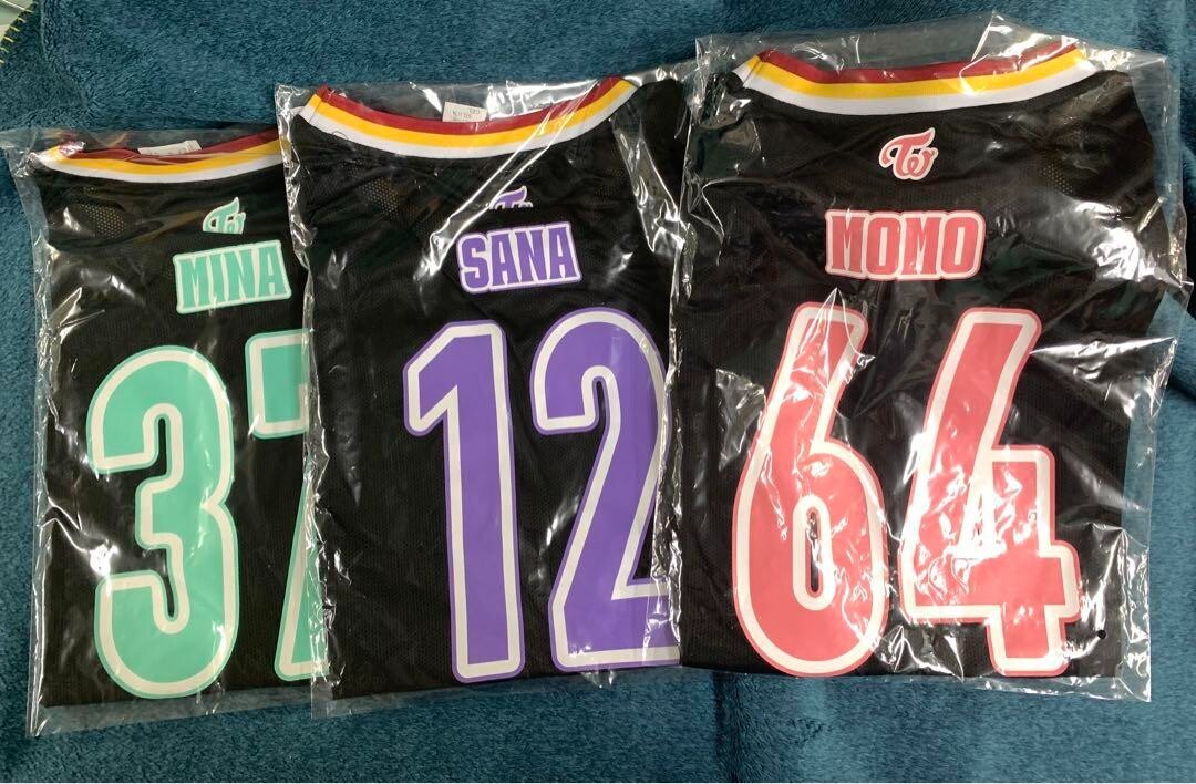 TWICE 5TH WORLD TOUR READY TO BE in JAPAN MOMO SANA MINA