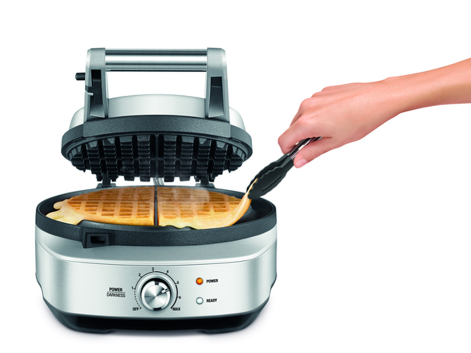 BREVILLE BWM520XL No Mess Two Slice Waffle Maker 110 Volts