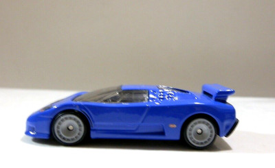 Hot Wheels Car Culture '94 Bugatti EB110 Exotic Envy