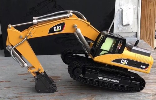 RC EXCAVATOR HUINA 580 HYDRAULIC FULLMETAL || Flysky Radio Transmitters