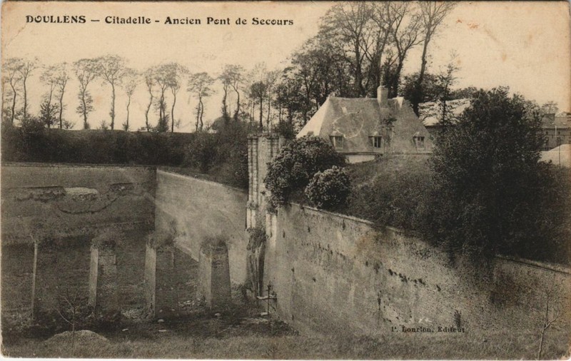 Cpa Doullens - Citadelle - Ancien Pont De Secours (121272)