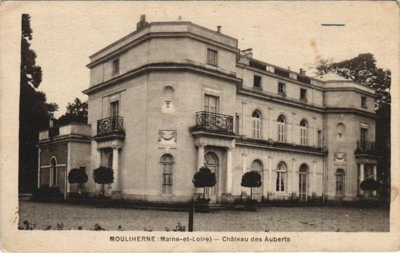 Cpa Mouliherne Chateau Des Auberts (1164222)