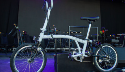 Brompton Limited Edition 1 of 1 - Henley 40th Anniversary - Signed by Tom Jones