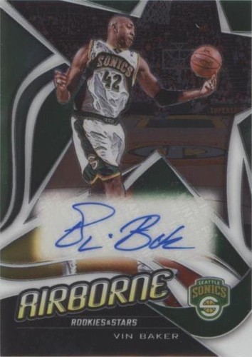 VIN baker　NBA　プロバスケットボール　トレーディングカード Vin Baker 2024-25 Panini Revolution Signature #RS-BKA Bucks