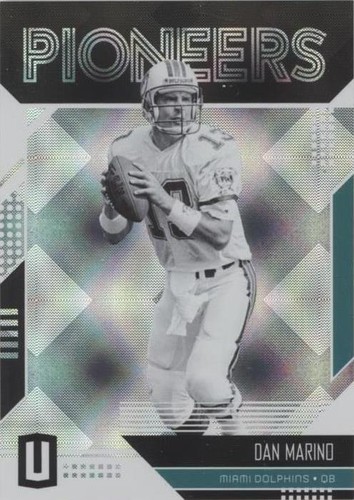 2018 Panini Unparalleled Dan Marino #PN-DM