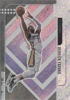 2019-20 Panini Status - Derrick Favors #171