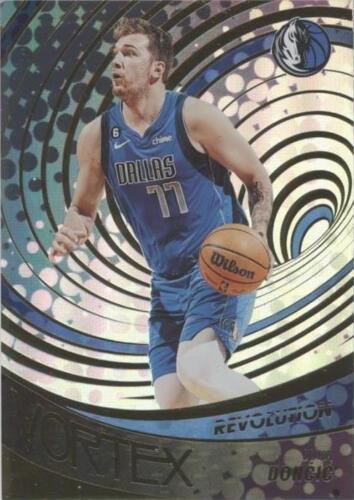 2022-23 Panini Revolution Luka Doncic Autograph Fractal 25 2022-23 Panini Revolution Luka Doncic Autograph Fractal 25