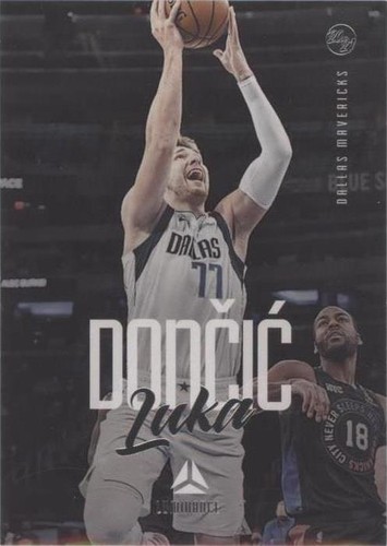2020-21 Panini Chronicles - Luka Dončić #160