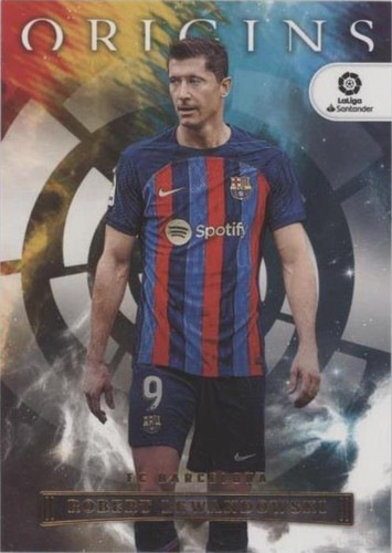 2022-23 Panini Chronicles Robert Lewandowski #82