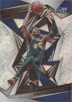 2019-20 Panini Revolution - Donovan Mitchell #64