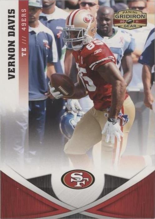 2011 Panini Gridiron Gear Vernon Davis #137