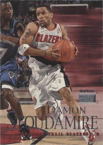 1999-00 Skybox Premium - Damon Stoudamire #17