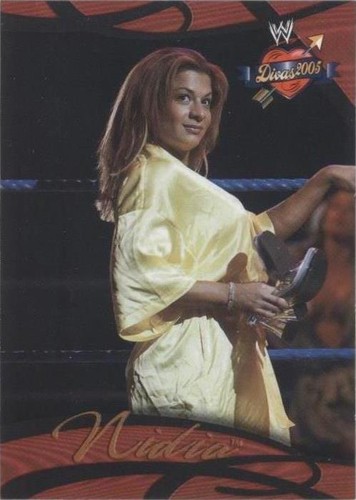 2004 Fleer WWE Divine Divas 2005 - Nidia #5