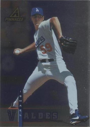 1998 Pinnacle Plus - Ismael Valdes #99