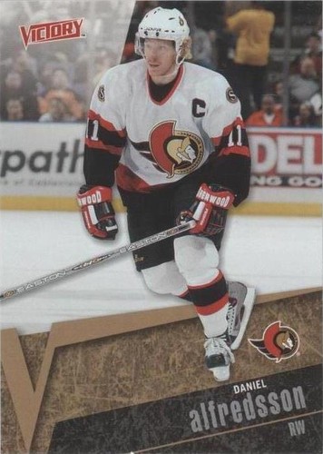 2003-04 Upper Deck Victory - Daniel Alfredsson #131