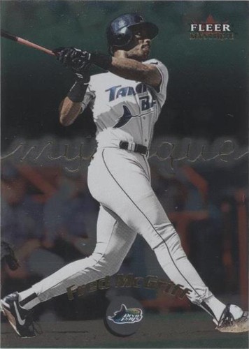 2000 Fleer Mystique - Fred McGriff #18