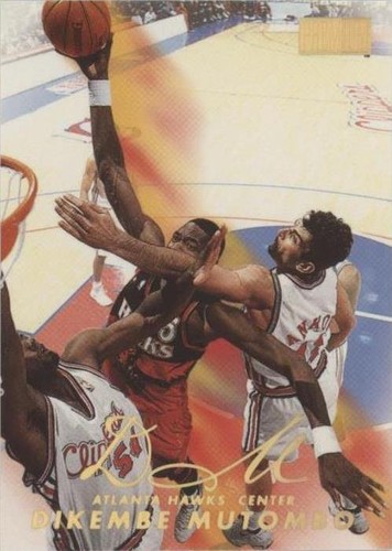 1998-99 Skybox Premium - Dikembe Mutombo #18
