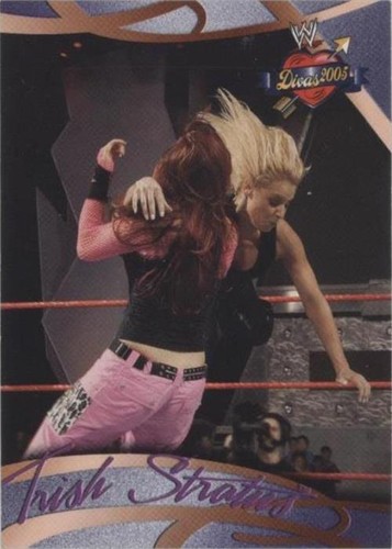 2004 Fleer WWE Divine Divas 2005 - Trish Stratus #36