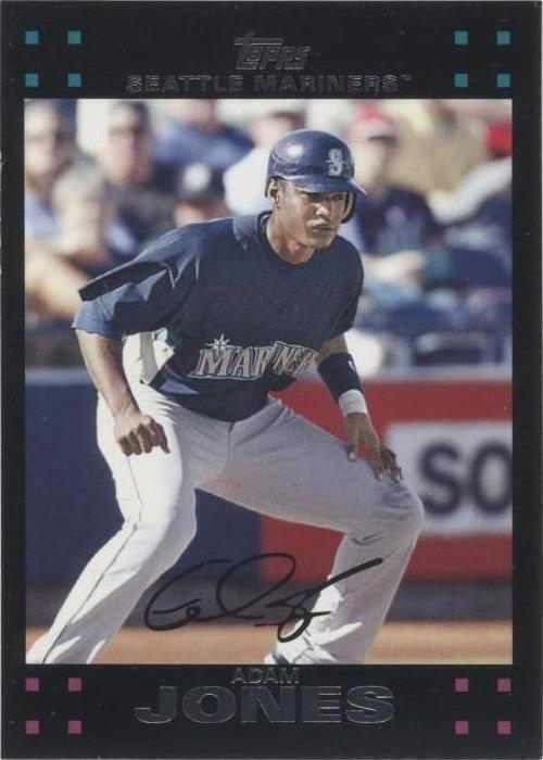 Actualizaciones y aspectos destacados Topps 2007 - Adam Jones #UH18