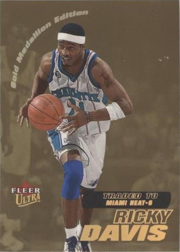 2000-01 Fleer Ultra - Ricky Davis #83G