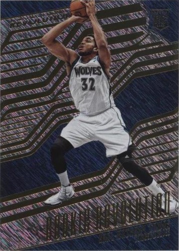 2015-16 Panini Revolution - Karl-Anthony Towns #3