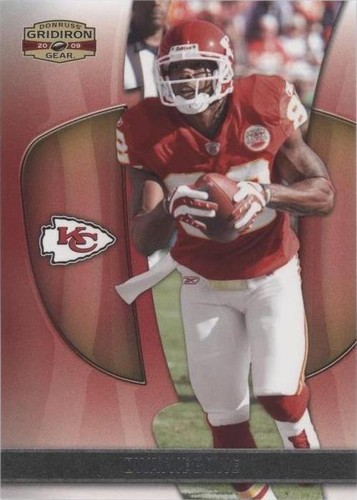 2009 Donruss Gridiron Gear Dwayne Bowe #31