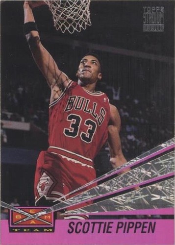 SCOTTIE PIPPEN 1993-94 TOPPS STADIUM CLUB #33 CHICAGO BULLS MINT
