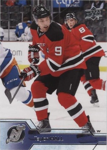 2016-17 Upper Deck - Taylor Hall #360