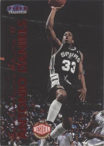 1999-00 Fleer Tradition - Antonio Daniels #33