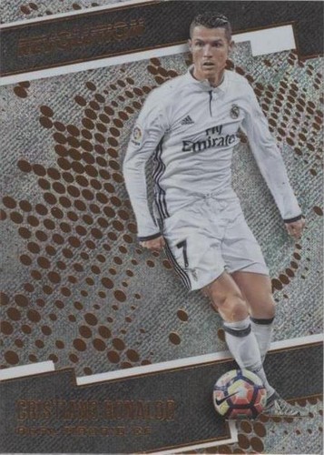スポーツ選手 Cristiano Ronaldo Revolution Fractal Cristiano Ronaldo 2017 Revolution #1 Fractal Price Guide