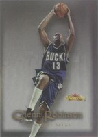 2000-01 Fleer Showcase - Glenn Robinson #22