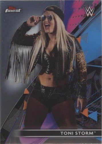 2021 Topps Finest WWE - Toni Storm #73