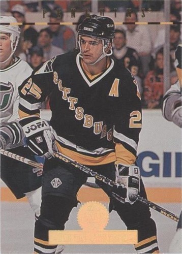 1994-95 Leaf - Kevin Stevens #356