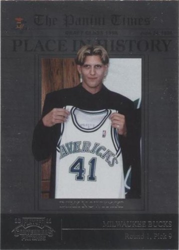 2010-11 Playoff Contenders Patches - Dirk Nowitzki #12