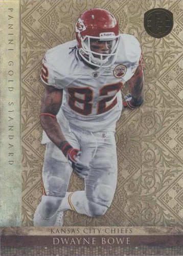 2011 Panini Gold Standard Dwayne Bowe #30